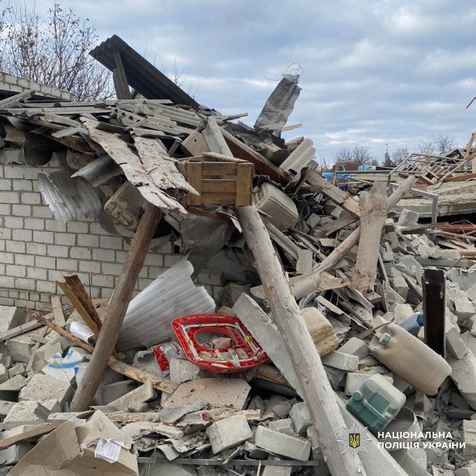 Обстріли Харківщини: поліція розслідує воєнні злочини після атак дронів і артилерії